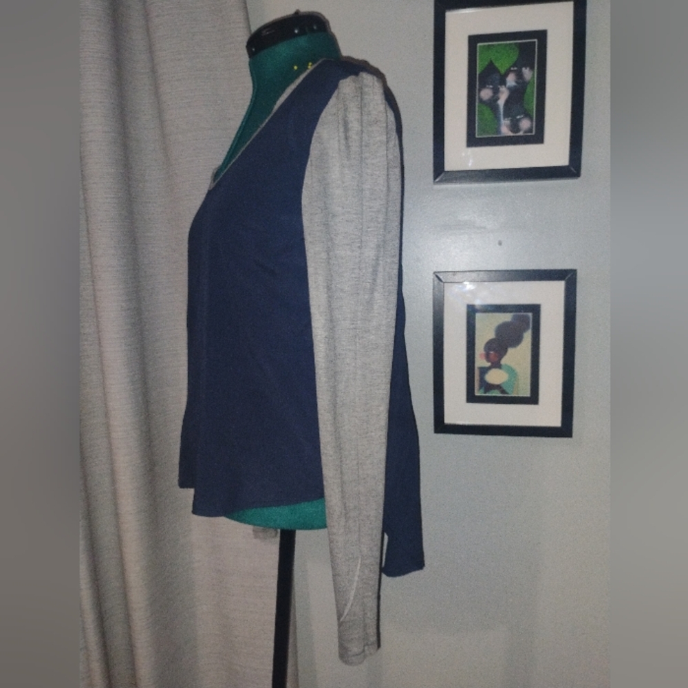 Calvin Klein Mixed Media Long-Sleeved Blouse in Slate Blue Sz M NWOT - Picture 8 of 9